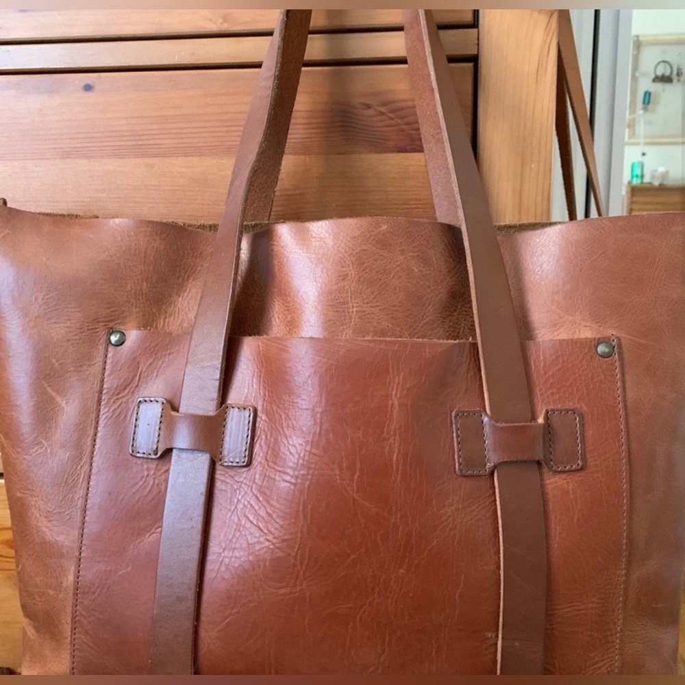 Whipping Post WP Standard Cargo Tote original SHORT handles and THICK leather